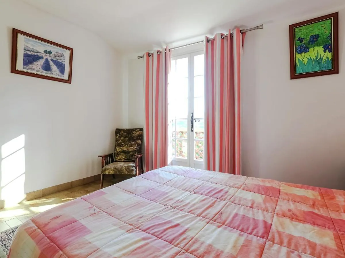 Snug Holiday Home In Bormes Les Mimosas With Pool  Bormes-les-Mimosas