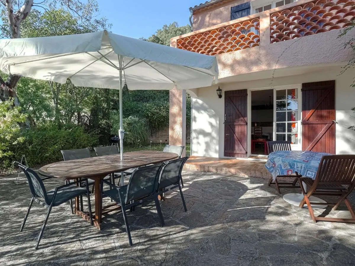 Snug Holiday Home In Bormes Les Mimosas With Pool